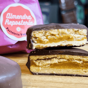 Alfajor Vegano - Almendra Repostería Vegana